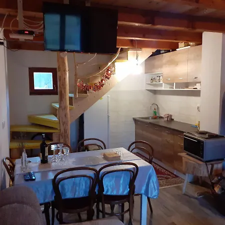Vikend Kuca Magicna Livada Casa de Férias Pale