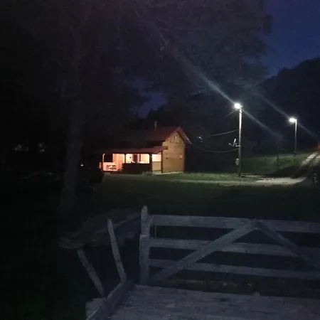 Casa de Férias Vikend Kuca Magicna Livada Pale
