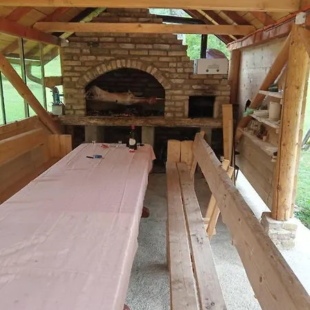 Casa de Férias Vikend Kuca Magicna Livada Pale